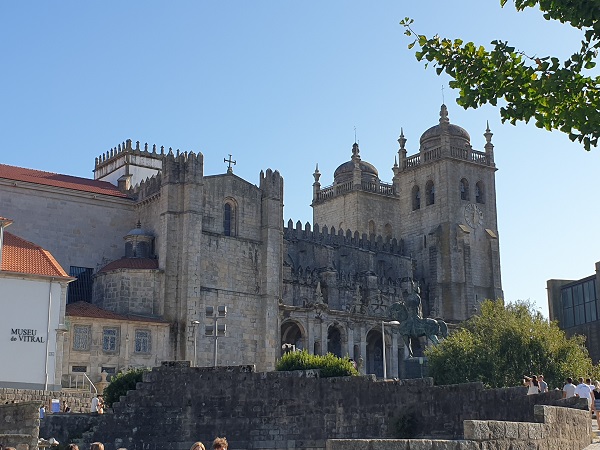 La SE, la Cattedrale di Porto