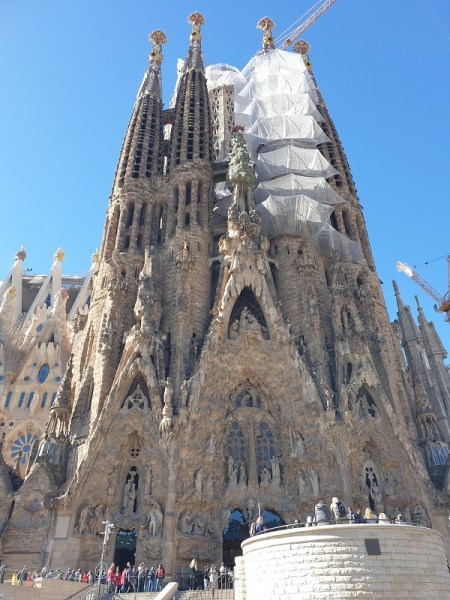 LA SAGRADA FAMILIA