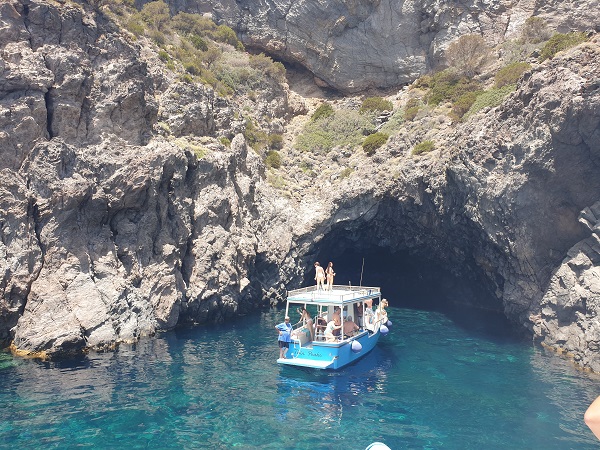GROTTA A PANTELLERIA